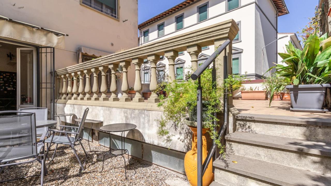 Отель Chiara In Florence - Affitti Brevi Italia Экстерьер фото